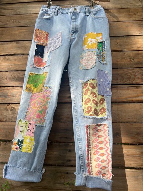 Patched Jeans Aesthetic, Patch Work Clothes Aesthetic, Jeans With Fabric Patches, How To Make Patchwork Jeans, Patched Up Jeans, Quilt Patch Jeans, Patch Work On Jeans, Patched Denim, Sewing Patches On Jeans