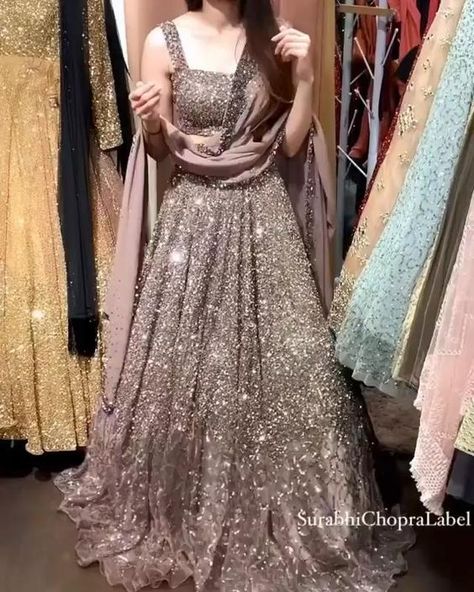 Dark Color Lehenga, Indian Wedding Gowns, Latest Bridal Lehenga, Wedding Lehenga Designs, Lehenga Designs Simple, Indian Bride Outfits, Latest Bridal Dresses, Bridal Lehenga Collection, Bridal Dresses Pakistan