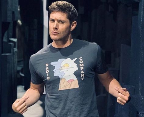 Jensen Ackles Announces He Is Releasing An Album | ETCanada.com Jensen Ackles Shirtless, Radio Company, Supernatural Star, Supernatural Cast, Entertainment Tonight, 5 Kids, Misha Collins, Jared Padalecki, Upcoming Movies