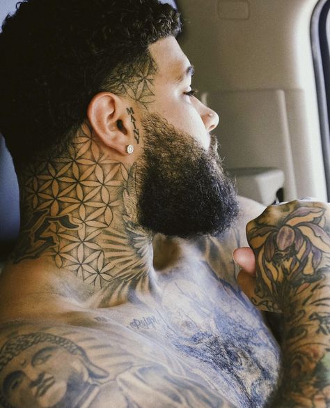 Sideburn Tattoo Ideas, Rear Neck Tattoo Men, Chest Neck Tattoo Men, Sideburn Tattoos Men, Neck Front Tattoo, Back Of The Neck Tattoos Men, Men Tattoo Neck, Traps Tattoo Men, Sideburn Tattoo Guys