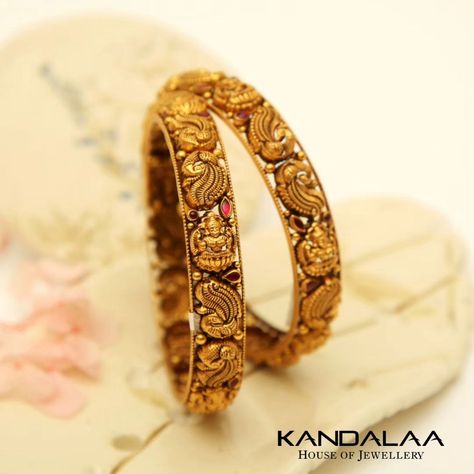 Mango Bangles Gold, 5 Grams Gold Bangles, Lakshmi Bangles Gold, Bangles Gold Design, Lakshmi Bangles, Plain Gold Bangles, Vaddanam Designs, Antique Bangles, Gold Bangles For Women