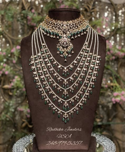 Haram Designs, Bridal Jewellery Inspiration, Bridal Jewelry Sets Brides, Wedding Jewelry Sets Bridal Jewellery, Indian Wedding Jewelry Sets, Neck Pieces Jewelry, New Gold Jewellery Designs, Bridal Jewelry Vintage, Indian Bridal Jewelry Sets