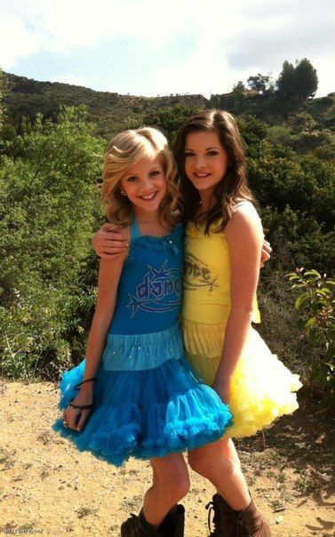 beautiful paige and brooke Pagie Hyland, Brooke Page, Dance Moms Season 2, Dance Moms Paige, Dance Moms Brooke, Brooke And Paige Hyland, Paige Mackenzie, Miss You Girl, Brooke And Paige