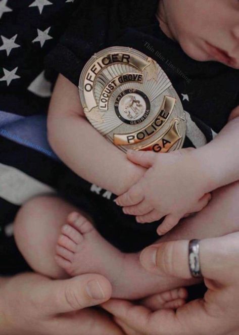 Love this. Cops Police Baby Pictures, Newborn Police, Police Baby, Newborn Photos Boy, Newborn Photography Boy, Baby Pictures Newborn, Newborn Family Photos, Baby Picture Ideas, Newborn Pics