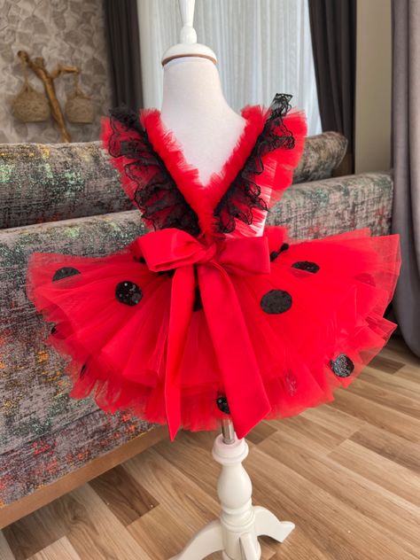 Ladybug Costumes, Ladybug Outfits, Ladybug Dress, Ladybug Costume, Cute Ladybug, Romper Outfit, Baby Costumes, Toddler Fashion, Miraculous Ladybug