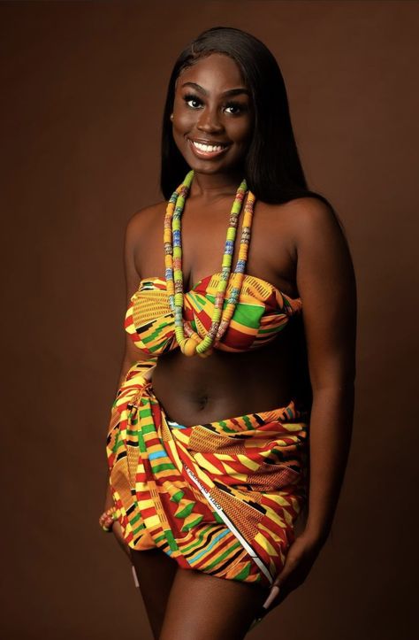 Ghana Independence Day, Ghana Independence, Ghana Culture, Hebrew Women, Braided Hairstyles For Black Women Cornrows, African Ladies, Evening Mini Dresses, African Inspired Clothing, African Fashion Modern