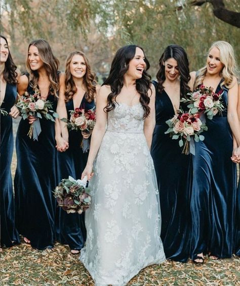 Navy Bridesmaid Dresses Fall, Dark Blue Bridesmaid Dresses, Midnight Blue Wedding, Royal Blue Wedding Theme, Navy Blue And Gold Wedding, Winter Wedding Bridesmaids, Dark Blue Wedding, Blue Winter Wedding, Jenny Yoo Collection