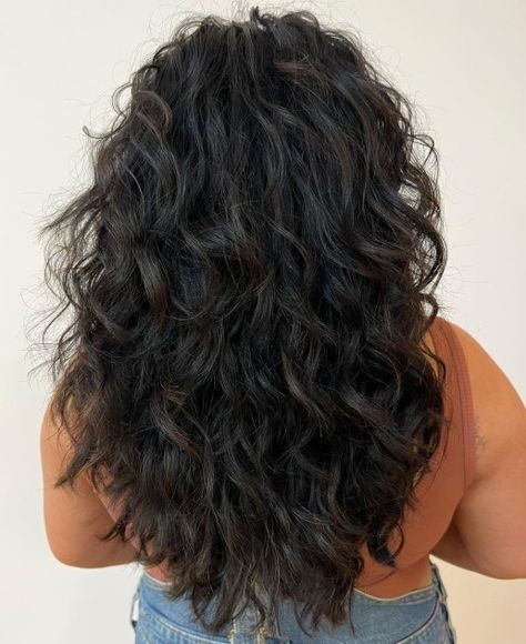 Long Layered Hairstyle for Thick Wavy Hair Haïr Cut For Long Curly Hair, Thick Hair Haircut Long Layered, Lots Of Layers Wavy Hair, Long Thick Hair Layers Wavy, Choppy Layers For Long Hair Wavy, Textured Layers Long Wavy Hair, Haircuts For Long Frizzy Wavy Hair, Long Layered Hair Curly Waves, Haircut Ideas For Long Thick Curly Hair