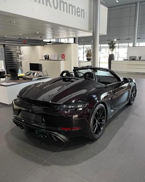 Porsche 718 Spyder, Porsche Convertible, 718 Spyder, Cayman 718, Porsche Boxster Spyder, Porsche Spyder, Boxster Spyder, Porsche 718 Boxster, Luxury Helicopter