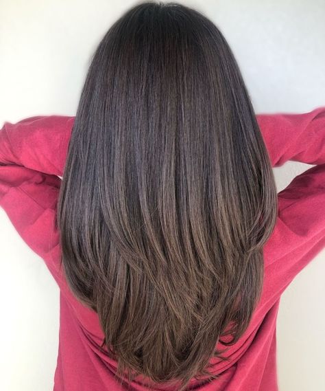 Long Brunette Straight Hair With Layers Balayage Straight Hair, Straight Layered Hair, Bronde Balayage, Long Brunette, Long Layered Haircuts, Front Hair Styles, Haircuts For Medium Hair, Haircuts Straight Hair, Brown Blonde Hair