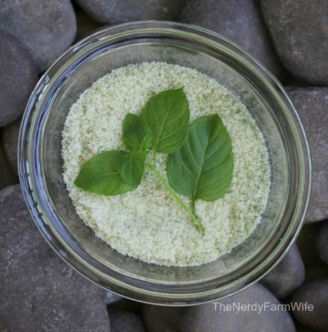 Mint Recipes Fresh, Buttery Toast, Herb Crafts, Common Flowers, Drying Mint Leaves, Mint Sugar, Herbal Bath Tea, Growing Mint, Homemade Sandwich