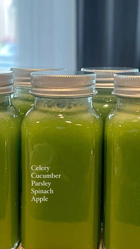 Healthy Juice Drinks, Healthy Drinks Recipes, Juice Drinks, Clean Girl Aesthetic, Juice Recipes, Health Is Wealth, Healthy Juices, Green Juice, Drinks Recipes