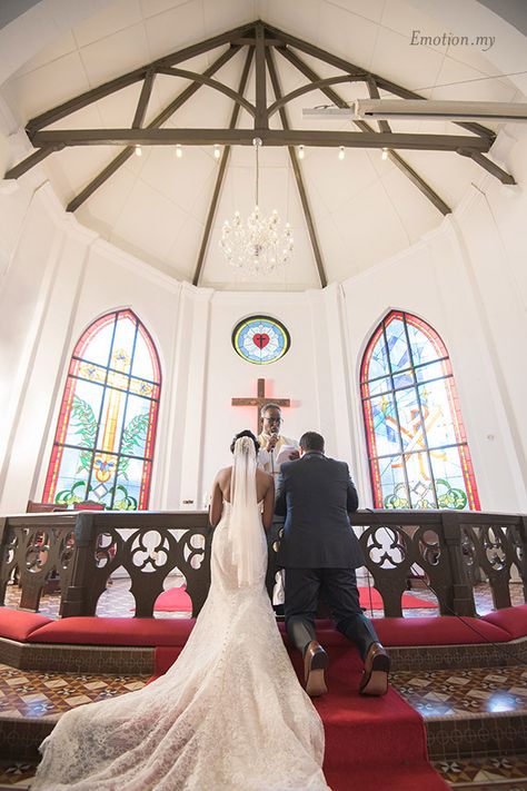 Christian Wedding Ceremony at Zion Lutheran Church:  http://www.emotioninpictures.com/christian-wedding-ceremony-zion-lutheran-church-paul-joanna/ Lutheran Wedding, Malay Wedding Dress, Christian Wedding Ceremony, Malay Wedding, Wedding Moodboard, Lutheran Church, Traditional Bride, In Jesus Name, Christian Wedding