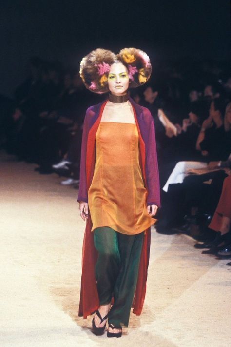 Designer - Kenzo Takada, Hair - Romain Sorin, Makeup - Shiseido Kenzo Takada, Vibrant Makeup, Japanese Fashion Designers, Pretty Halloween, Colorful Eye Makeup, Beauty Looks, Halloween Inspiration, Fashion Illustrator, Colorful Makeup