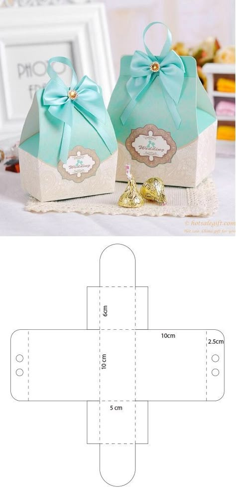 Cricut Gift Boxes, Diy Gift Box Template, Paper Box Diy, Paper Box Template, Idee Cricut, Packaging Template, Gift Box Template, Origami Box, Paper Boxes