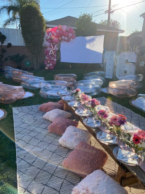 Birthday Party Outside Ideas Summer, Party Ideas For Sweet 16 Birthday, Garden Party Pallet Table, Sweet 16 Outdoor Movie Party, Backyard Birthday Party Setup Ideas, 21st Backyard Party Ideas, Outdoor Movie Night Birthday Party Sweet 16, 13 Themed Birthday Party, Nature Birthday Ideas