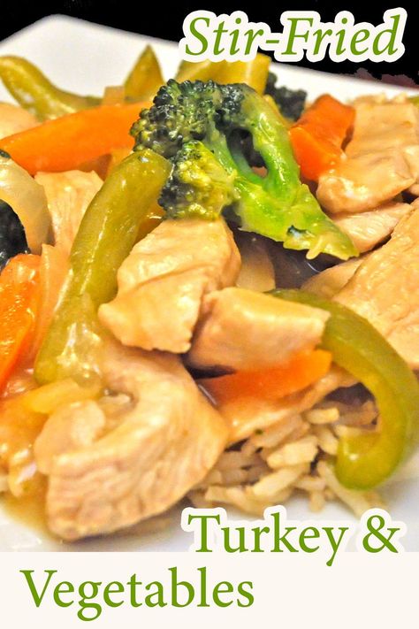 Turkey, Broccoli & Carrots in a quick #StirFry for 2 #broccoli #stirfriedturkey #turkeystirfry #turkeybroccoli Healthy Quick Dinner, Turkey Broccoli, Quick Dinners For Two, Ground Beef Noodles, Turkey Stir Fry, Colorful Turkey, Beef Noodles, Bacon Chicken, Fried Turkey