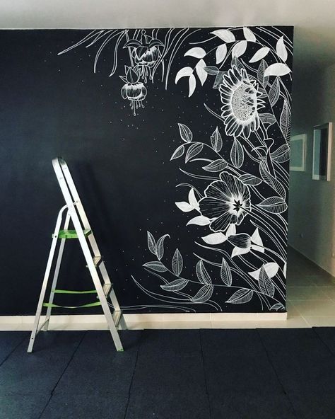 Wall Murals Diy, Home Decor Wallpaper, Chalk Wall, Diy Wall Painting, Wall Painting Decor, Wall Murals Painted, Wall Drawing, Wall Paint Designs, Chalkboard Wall