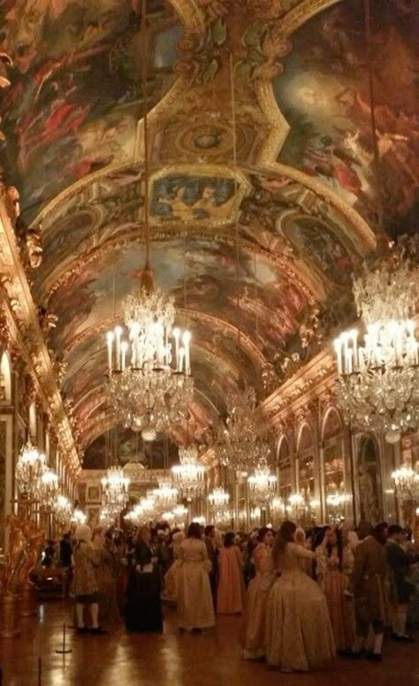 Ballroom Aesthetic, Era Victoria, Royalty Core, Royal Core, Ball Aesthetic, Fairytale Aesthetic, Royal Ball, Meghan Markle And Prince Harry, Victorian Aesthetic