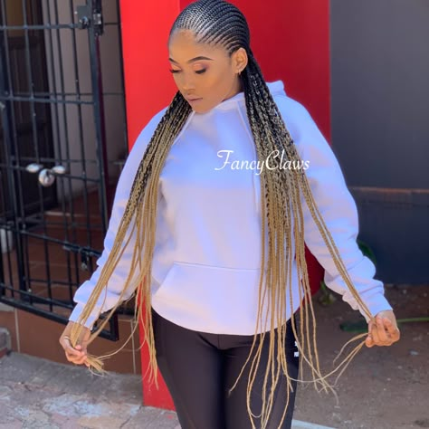 Ombre Cornrows, Cornrows Braids For Black Women, Hair Braiding Styles, African Hair Braiding, Feed In Braids Hairstyles, Girl Braided Hairstyles, Blonde Braids, African Hair Braiding Styles, Braiding Styles