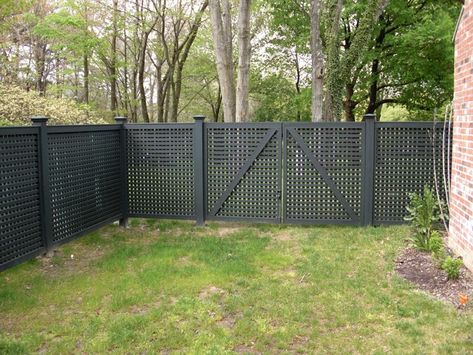 Fence Double Gate, Lattice Privacy Fence, Lattice Fence Panels, Fence With Lattice Top, Trellis Fence, Square Lattice, Deer Fence, Wooden Trellis, Stone Landscaping