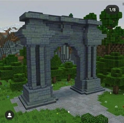 Dwarven Minecraft Builds, Minecraft Castle Blueprints Step By Step, Minecraft Dwarven Architecture, Minecraft Pillar Designs, Minecraft Railway Ideas, Minecraft Dwarven, Minecraft Small Castle, Small Castle House, Minecraft Bases