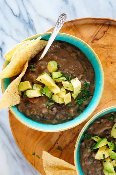 Spicy Black Bean Soup Spicy Black Bean Soup Recipe, Wfpb Meals, Black Bean Soup Recipe, Pastas Recipes, Black Bean Recipes, Black Bean Soup, Bean Soup Recipes, Vegan Soup Recipes, Canned Beans