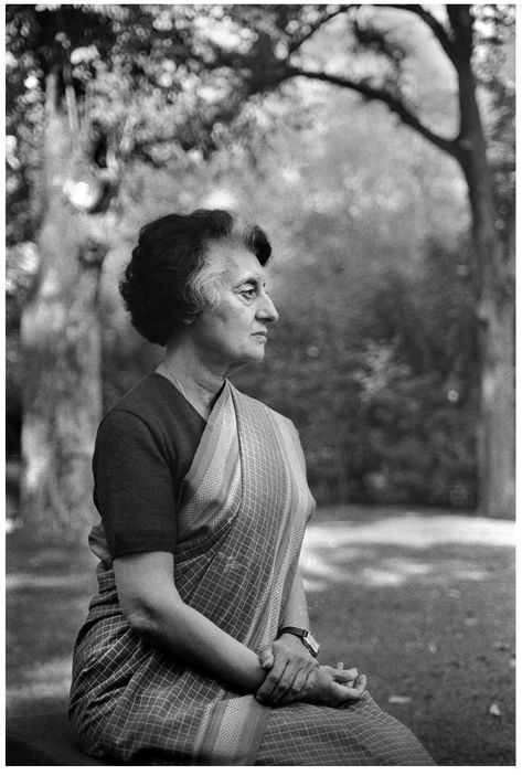 Rachit Seth on Twitter: "#IndiraGandhi… " Indian Legends, Rajiv Gandhi, Indira Gandhi, Good Morning Cards, Leadership Qualities, India First, Indian Paintings, Community Business, Security Guard