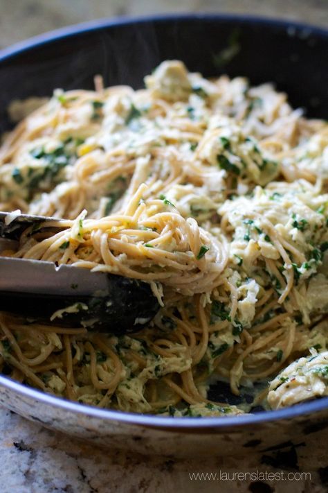 Garlic Chicken and Kale Spaghetti Kale Spaghetti, Chicken And Kale, Chicken Kale, Kale Pasta, Kale Recipes, Pasta Pasta, Pasta Noodles, Garlic Chicken, Main Dish Recipes