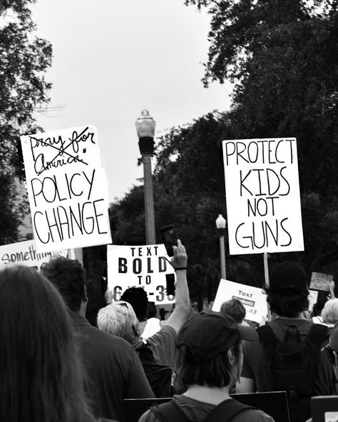 Education Protest Signs, Protest Architecture, March Signs, Strong Symbol, Student Protest, Feminist Af, March For Our Lives, Protest Signs, American Government