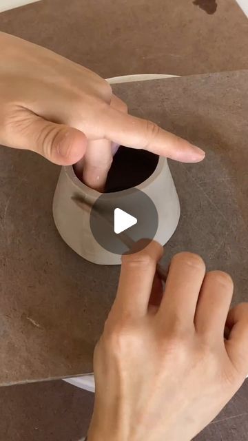 Ceramics Videos on Instagram: "How to make handbuilt an oil burner by @hh.ceramic" Ceramic Objects Ideas, Pottery Oil Burner, Oil Burner Ceramic, Handbuilt Pottery Ideas, Ceramic Vases Diy, Ceramics Videos, Clay Objects, Ceramic Burner, How To Make Ceramic