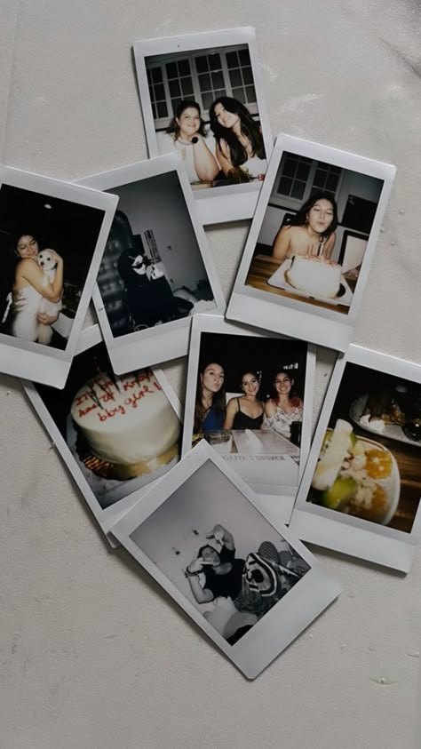 Polaroids Aesthetic, Instax Mini Ideas, Joana Marcus, Birthday Shots, Polaroid Photography, Photo Polaroid, Instax Photos, Wallpaper Instagram, Cute Birthday Pictures