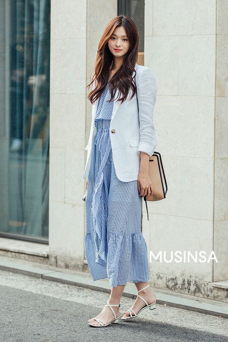 Korea Fashion Women, Korea Women Fashion, Spring Korean Outfit Casual, Korean Fashion For Women Over 40, Korean Summer Outfits Women, Japan Style Fashion Women, Korean Outfits Dress, Spring Outfits Korean Style, Japan Street Fashion Women