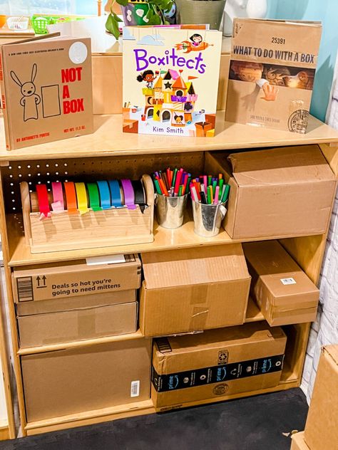 Box Play in the Block Area - Play to Learn Preschool Block Center Preschool, Snowflake Making, Play To Learn Preschool, Preschool Construction, Blocks Preschool, Curriculum Preschool, Block Center, Prek Classroom, Dramatic Play Preschool