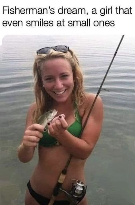 Funny Fishing Pictures, Fishing Jokes, Girls Fishing, Fishing Pictures, Humor Hilarious, Fishing Quotes, Funny Fishing, Hilarious Funny, Fishing Girls