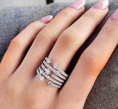 Graziela Gems on Instagram: “Friday Night Lights✨With our Diamond Cage Ring💍 #onlygraziela  #grazielagems” Cocktail Rings Diamond, Bling Accessories, Cage Ring, Fancy Diamond Ring, Diamond Bracelet Design, Diamond Necklace Designs, Diamond Rings Design, Jewellery Sketches, Diamond Jewelry Designs