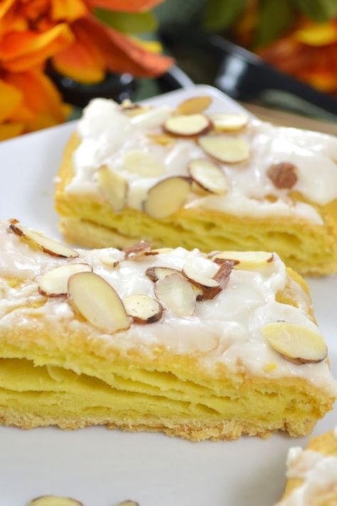 Danish Almond Puff | "Did I just make this?! Wow! This is delicious! So easy, so fast, and sooo extraordinary! This is like fine pastry shop quality. I can't wait to serve it to my guests this evening." #allrecipes #dessertrecipes #dessertideas #dessertdishes #dessertinspiration Easy Danish, Almond Puff, Kringle Recipe, Almond Pastry, Danish Pastry, Puff Recipe, Danish Food, Puff Pastry Recipes, Dessert Dishes