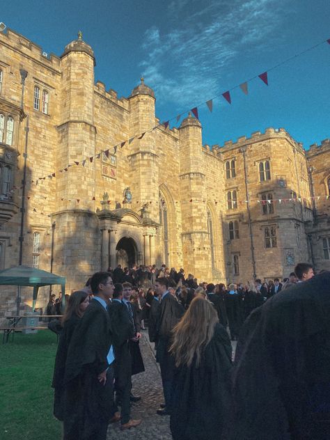 Durham Uni, Durham Castle, Uk College, Durham England, Durham University, England Aesthetic, Castle Aesthetic, Gothic Cathedrals, Artsy Photos