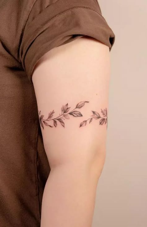 Inner Upper Arm Tattoos, Arm Cuff Tattoo, 2023 Tattoo Ideas, Arm Tattoos For Women Forearm, Bicep Tattoo Women, Arm Wrap Tattoo, Hair Piercing, Lower Arm Tattoos, 2023 Tattoo