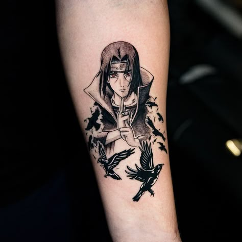 Itachi Crow Tattoo, Itachi Tattoo Ideas, A Tattoo Designs, Old Crow Tattoo, Itachi Tattoo, Black Crow Tattoos, Naruto Tattoos, Crow Tattoo Design, Naruto Tattoo