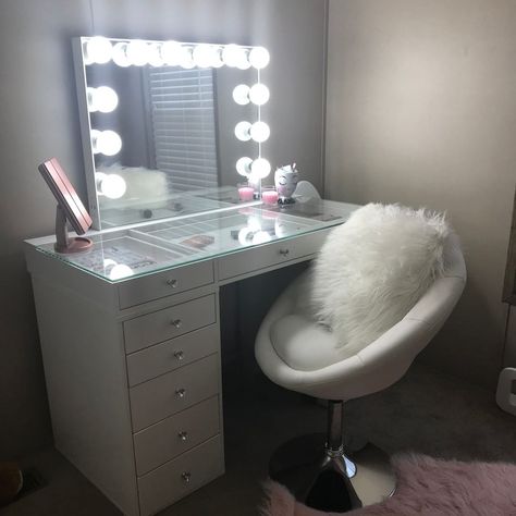 Desks For Bedrooms, Dressing Table Modern, Makeup Vanity Mirror With Lights, Beauty Room Vanity, Room Organization Bedroom, Neon Bedroom, Vanity Mirror With Lights, White Room Decor, Impressions Vanity