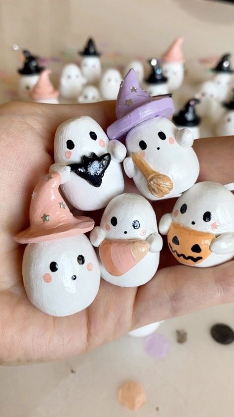 - Check more at https://howcandothis.com/diyideas/92241/ Party Ideas Halloween, Halloween Clay, Diy Air Dry Clay, Air Dry Clay Projects, Sculpey Clay, Clay Inspo, Tanah Liat, Clay Diy Projects, Clay Crafts Air Dry