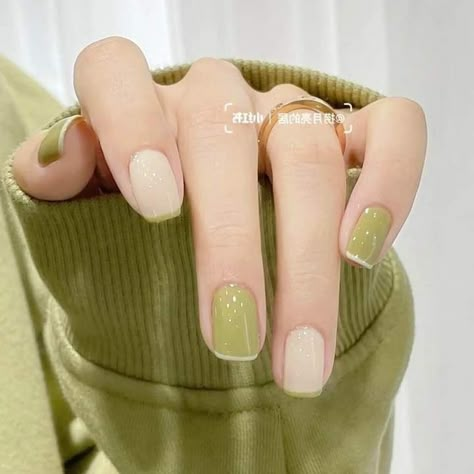 Kutek Disney, Minimal Nails Art, Beauty Hacks Nails, Hello Nails, Subtle Nails, Beige Nails, Simple Gel Nails, Minimal Nails, Casual Nails