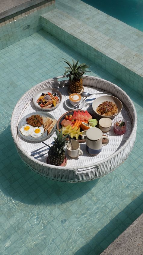 Floating Floating Food Tray For Pool, Floating Breakfast Aesthetic, Floating Table For Pool, Floating Brunch, Arabic Breakfast, Travel Breakfast, Faceless Woman, Floating Breakfast, Breakfast On The Beach