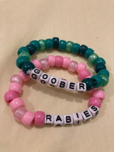 4 Matching Bracelets, Word Ideas For Bracelets, Matching Couple Kandi Bracelets, Bff Matching Bracelets Ideas, Brainrot Bracelets, Matching Braclet Ideas, Kandi Matching Bracelets, Kandi Friendship Bracelets, Matching Kandi Bracelets For Friends