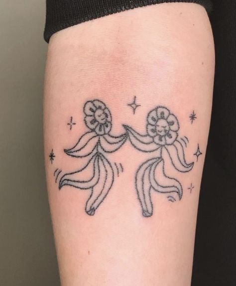 Matching Tattoos Aesthetic, Small Matching Tattoo, Matching Tattoos For 3, Small Dope Tattoos, Dancing Flowers, Illusion Tattoos, Optical Illusion Tattoos, 16 Tattoo, Small Matching Tattoos