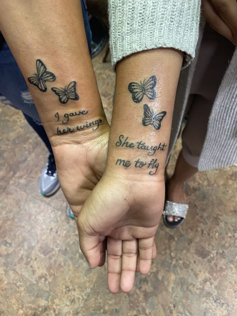 Mother Daughter Tats, Mommy Daughter Tattoos, Mom And Daughter Tattoos, Mother Daughter Tattoo, Mom Daughter Tattoos, Matching Tats, Daughter Tattoo, Cute Hand Tattoos, Mother Tattoos