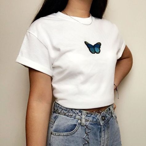 Butterfly Graphic Tee, Under Armour Sweatshirts, Girls Long Dresses, Pretty Shirts, Butterfly Graphic, Gift For Father, Graphic Tee Shirt, Girls Fashion Clothes, Under Armour Women