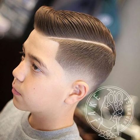 @jakeshipwreck Simple Hairstyle For Boys, Hairstyles For School Boy, High School Hairstyles, Boys Fade Haircut, Toddler Hair Styles, Hairstyle For School, Gents Hair Style, Easy Hairstyles For School, Kids Hair Cuts