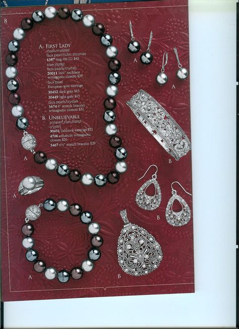 Premier  jewelry - Love every piece on this page! Just had a party...great quality Necklaces Organizer, Catalog Design Layout, Crafts Jewelry Making, Organizer Diy, Tiffany Bracelets, Jewellery Diy, Premier Jewelry, Making Necklaces, Organizer Jewelry